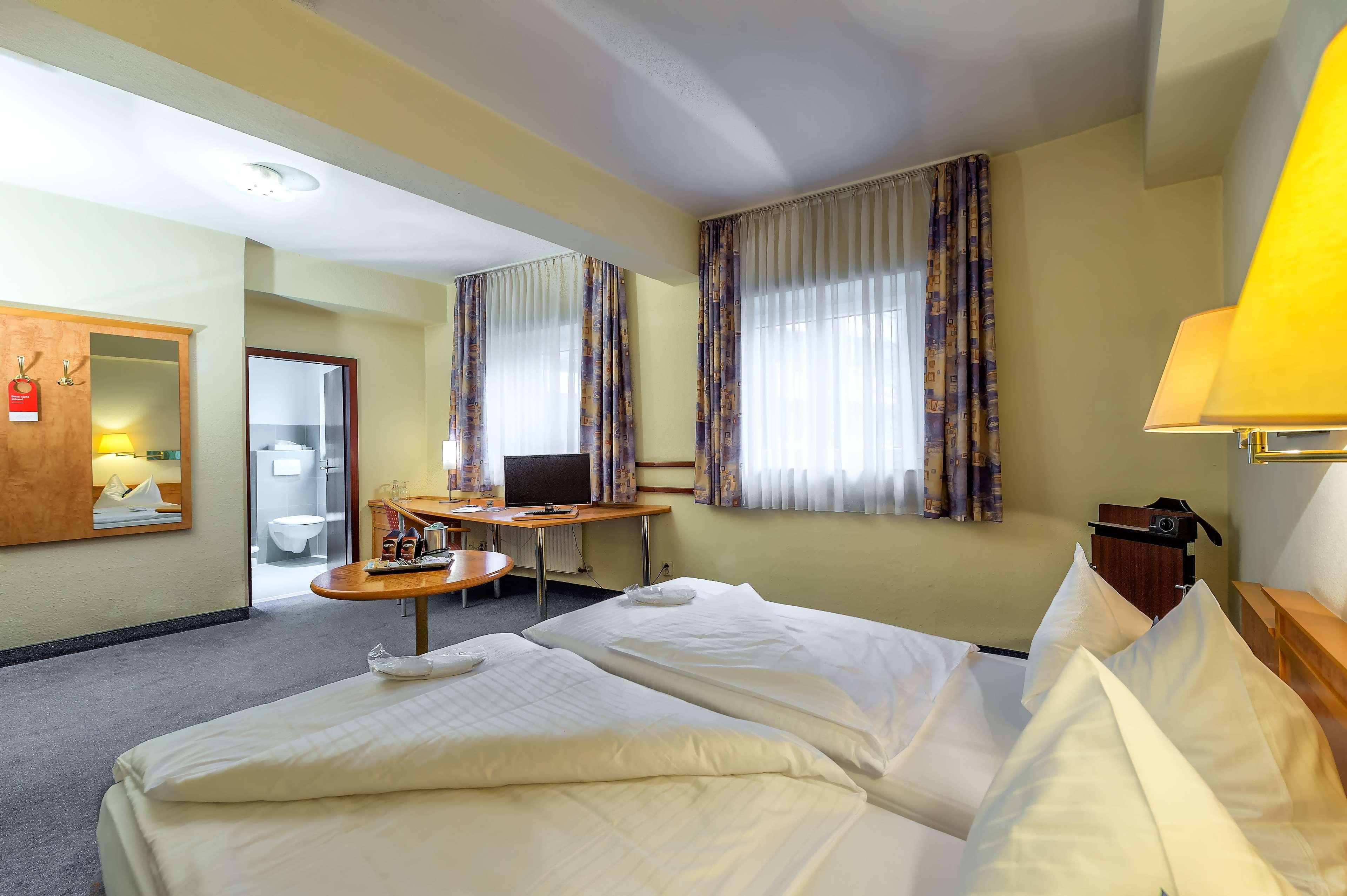 Best Western Weymouth Hotel Rembrandt Eksteriør billede